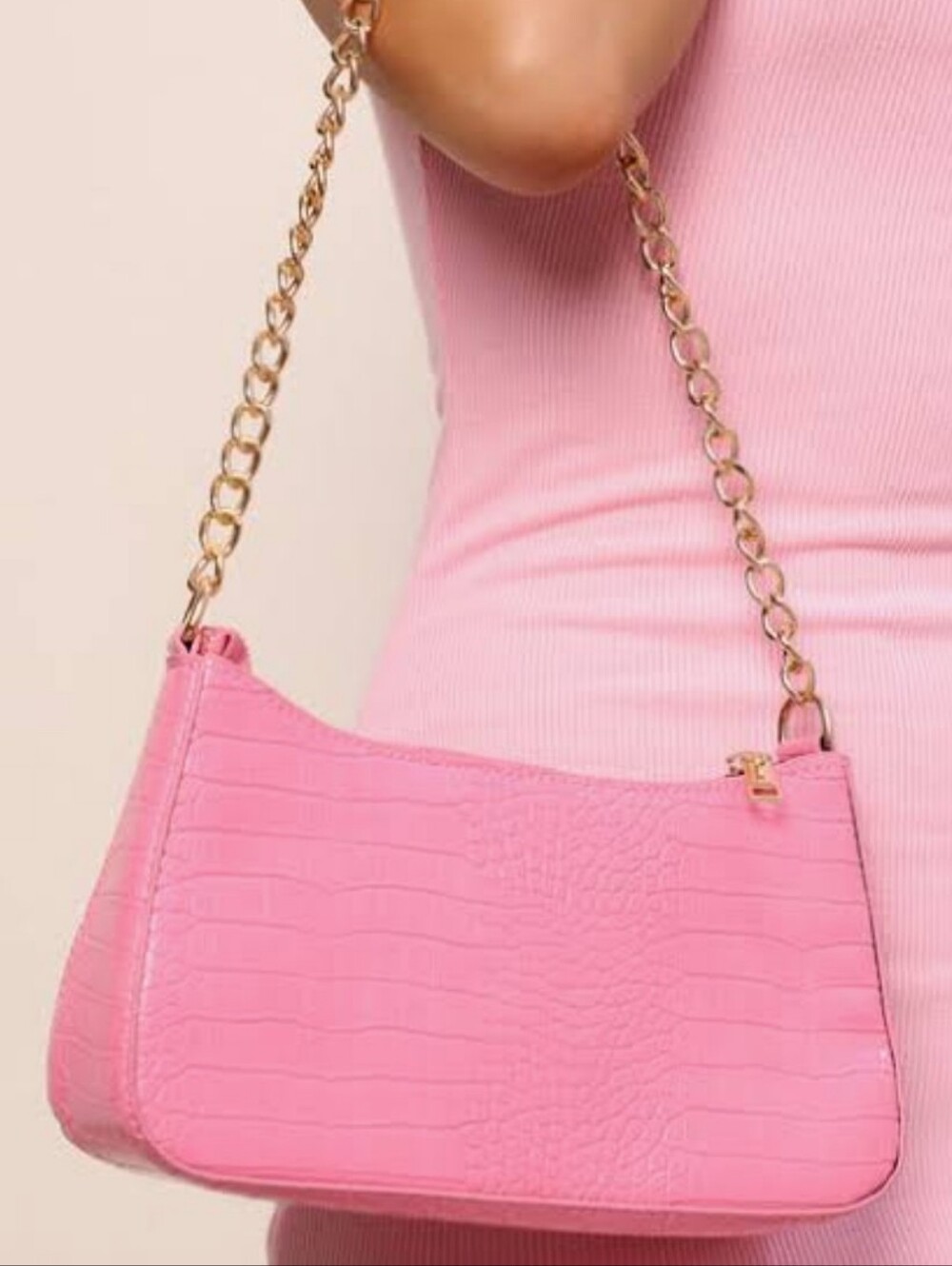 The Show Off Shoulder Bag